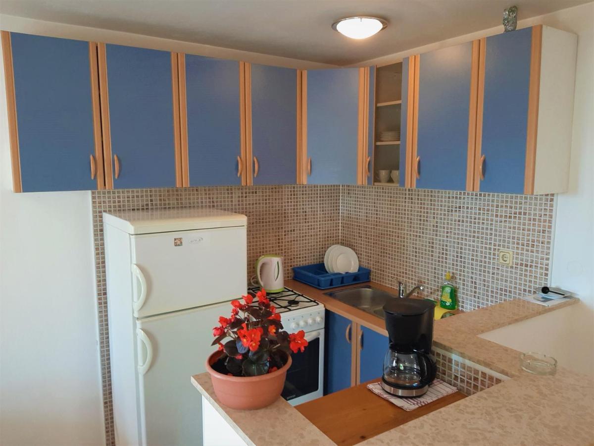 Cozy Apartments With Sea View Нови-Винодолски Экстерьер фото