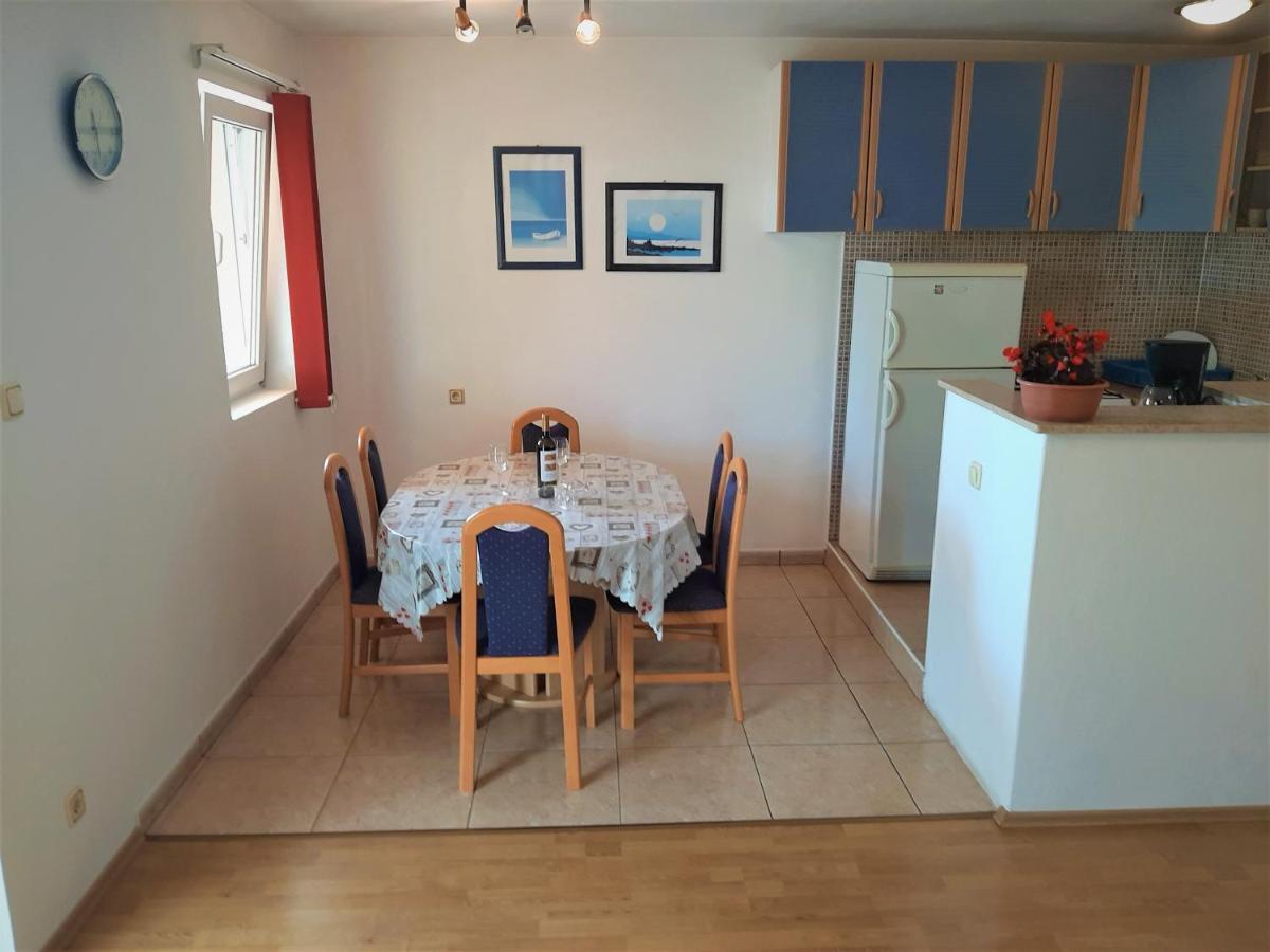 Cozy Apartments With Sea View Нови-Винодолски Экстерьер фото