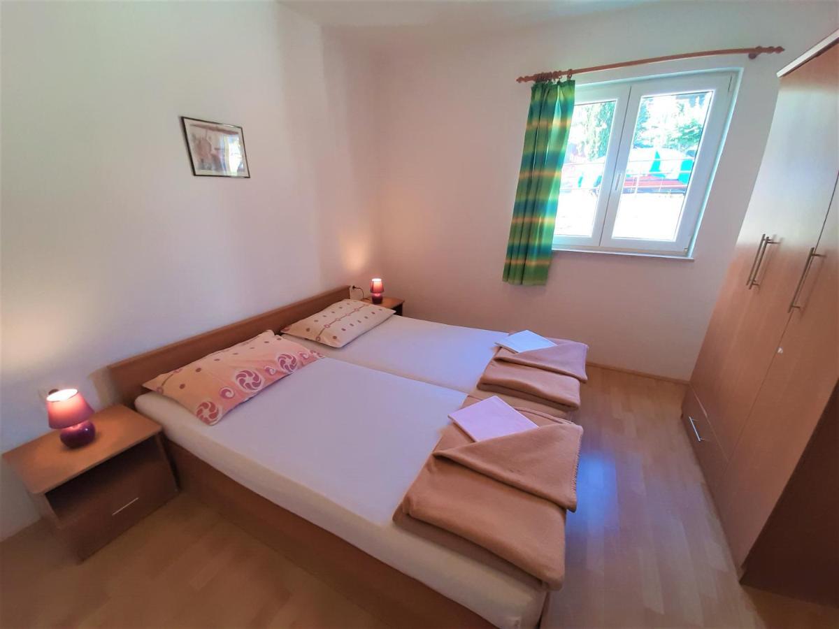 Cozy Apartments With Sea View Нови-Винодолски Экстерьер фото